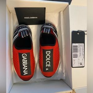 Sorrento sneakers size 28